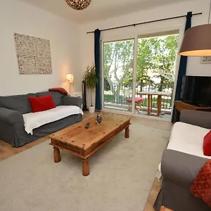 Appartement Tarascon Apartment